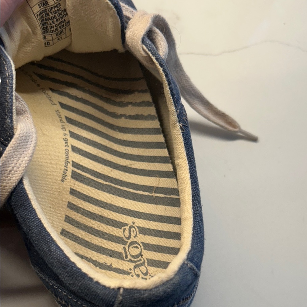 Taos Footwear Blue Sneakers - Picture 5 of 6